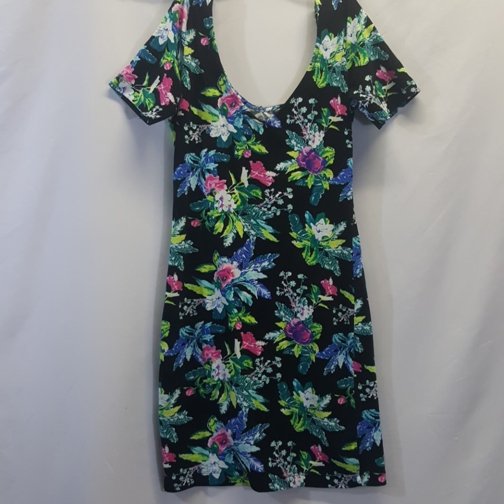 FLORAL🌹OFF-SHOULDER🌹BODYCON